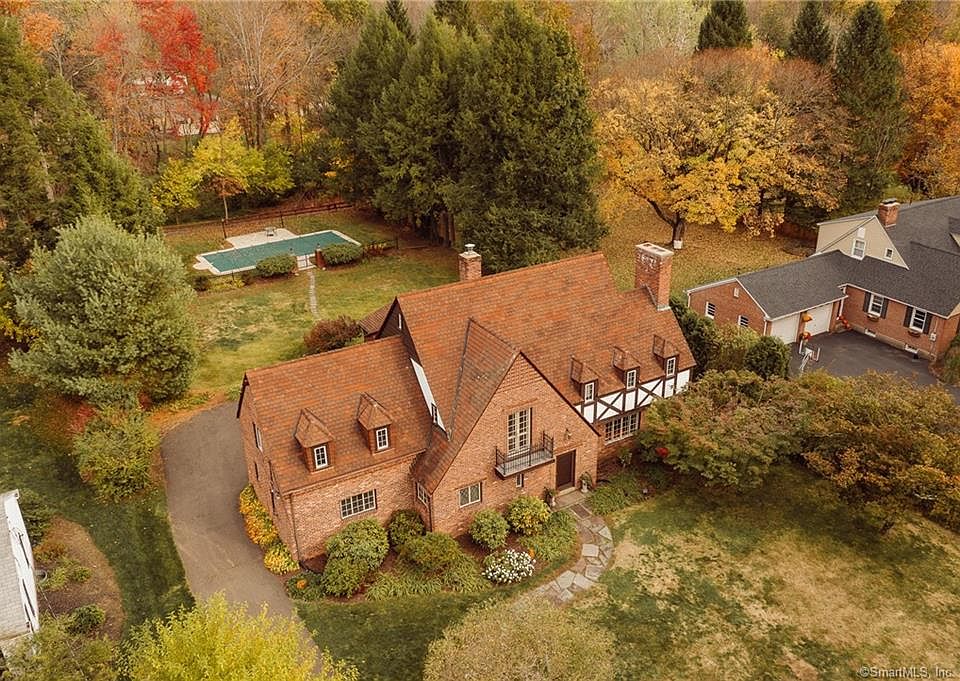 386 Bloomfield Ave, West Hartford, CT 06117 Zillow