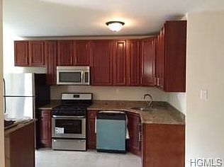 3rd image of 4570 Bronx Blvd