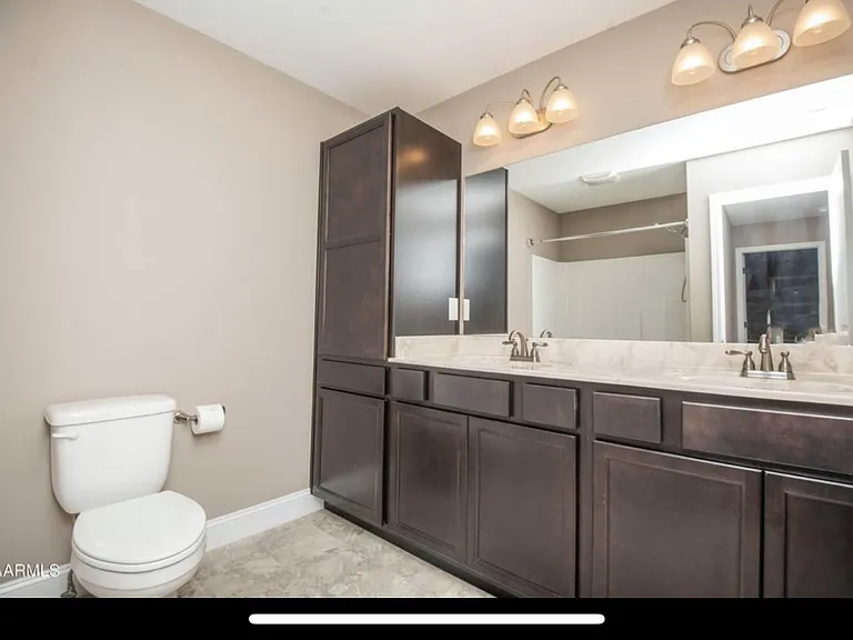 1608 Silver Spur Ln — Photo 2