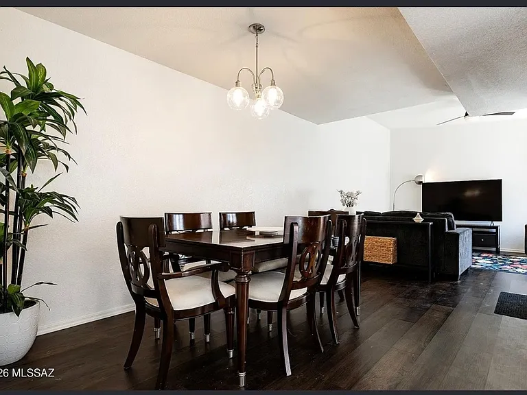 2417 N Palo Hacha Dr — Photo 17