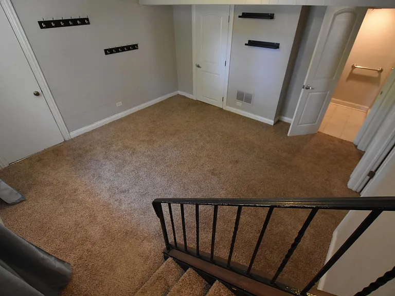 7852 Sprucewood Ave — Photo 32