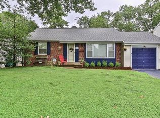 1136 Dougherty Ferry Rd, Saint Louis, MO 63122