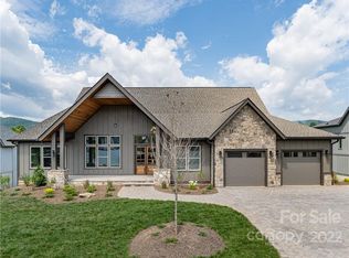 411 Daniel Circle Dr #62, Mills River, NC 28759