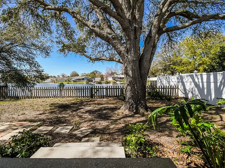 7533 International Village Dr — Photo 15