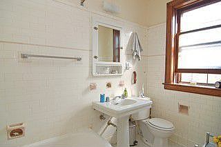 1st image of 6549 N Ashland Ave #3S