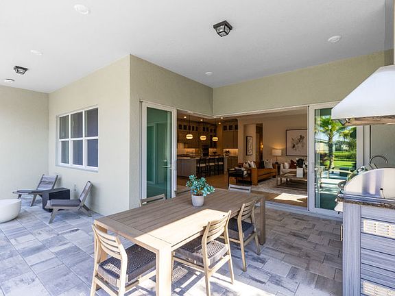 Seamless Indoor-Outdoor Living