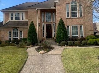 19111 Putting Green Dr, Humble, TX 77346