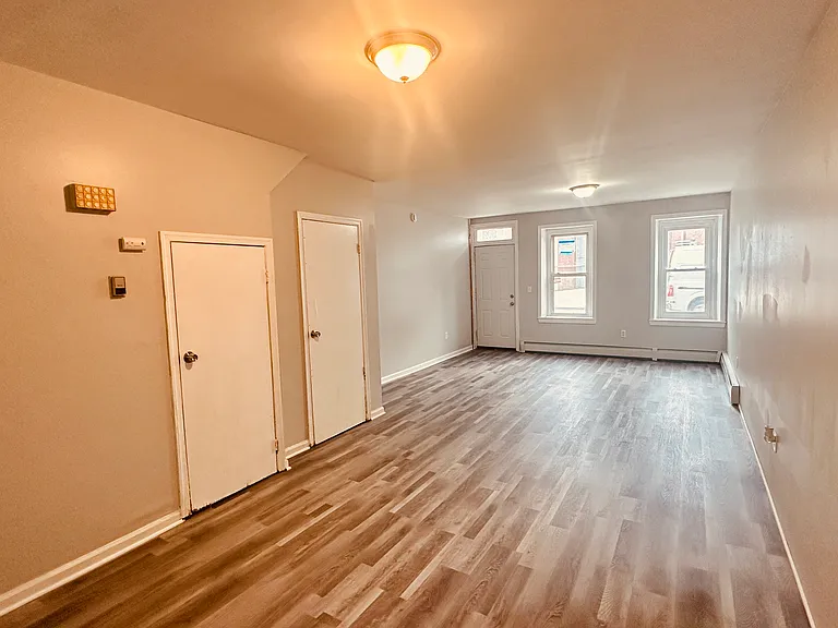 119 S 8th St — Photo 2