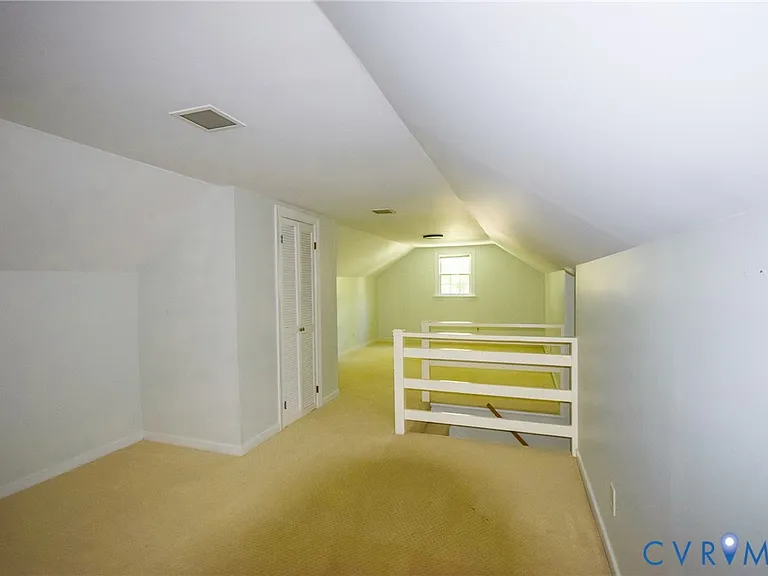 13921 Whitechapel Rd — Photo 24