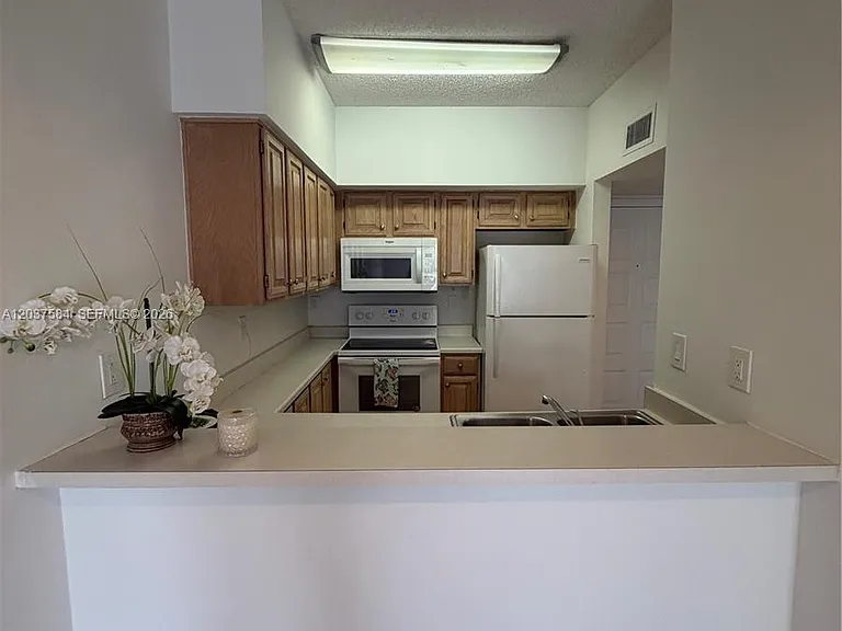 1280 S Alhambra Cir #1413 — Photo 8