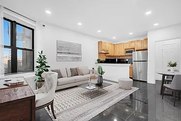 7002 Ridge Boulevard