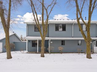 9395 Ranchview Ln N, Maple Grove, MN 55369