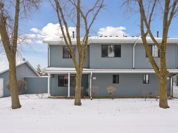 9395 Ranchview Ln N, Maple Grove, MN 55369