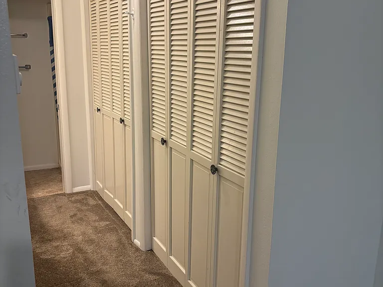 1460 Vega Cir — Photo 2