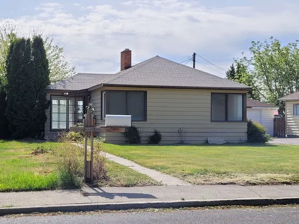1060 C St SW, Ephrata, WA 98823