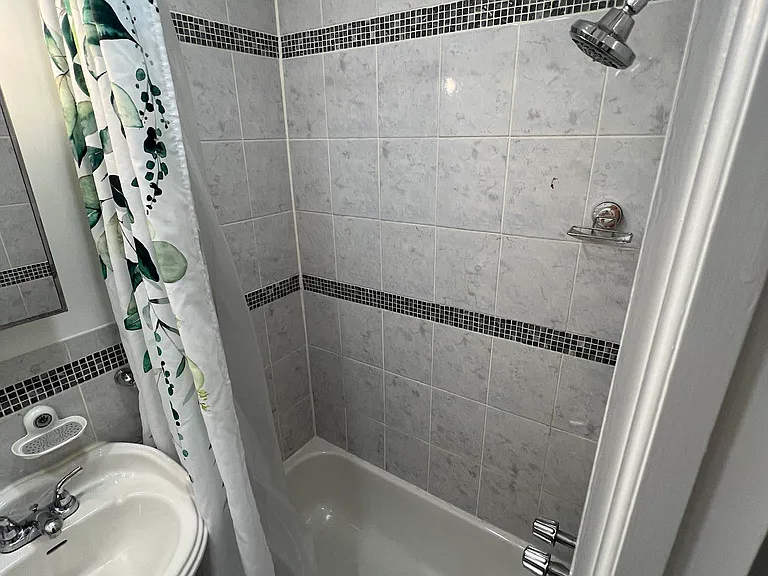 993 Hart St #1 — Photo 9