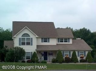 1535 Winter Ct, Effort, PA 18330