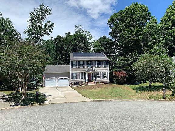 4th image of 312 Sheppard Dr