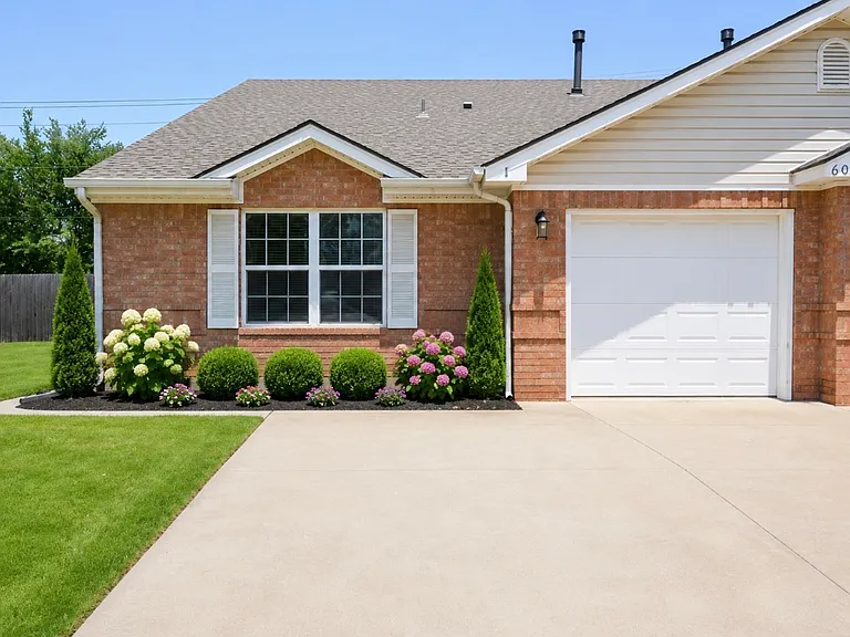 603 Welston Cir #1 — Photo 1