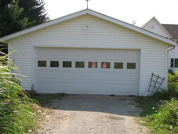 Garage Entrance from Ruah