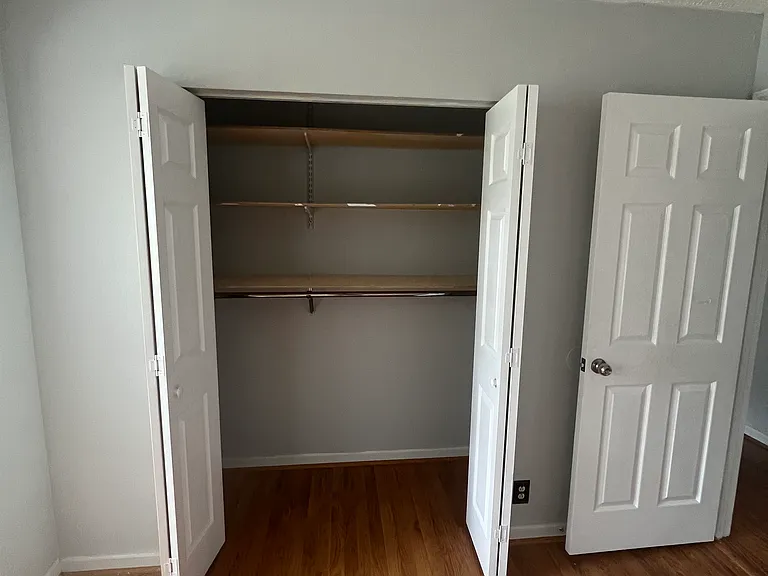3504 Thornehill Dr — Photo 29