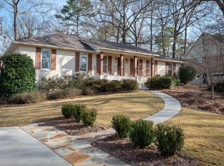 3413 Countrywood Ln, Vestavia, AL 35243