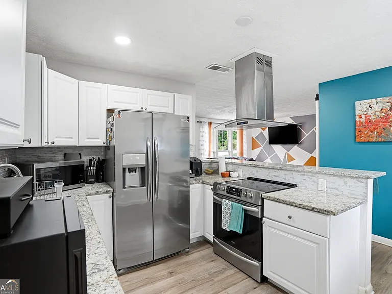405 King Arthur Ct — Photo 4