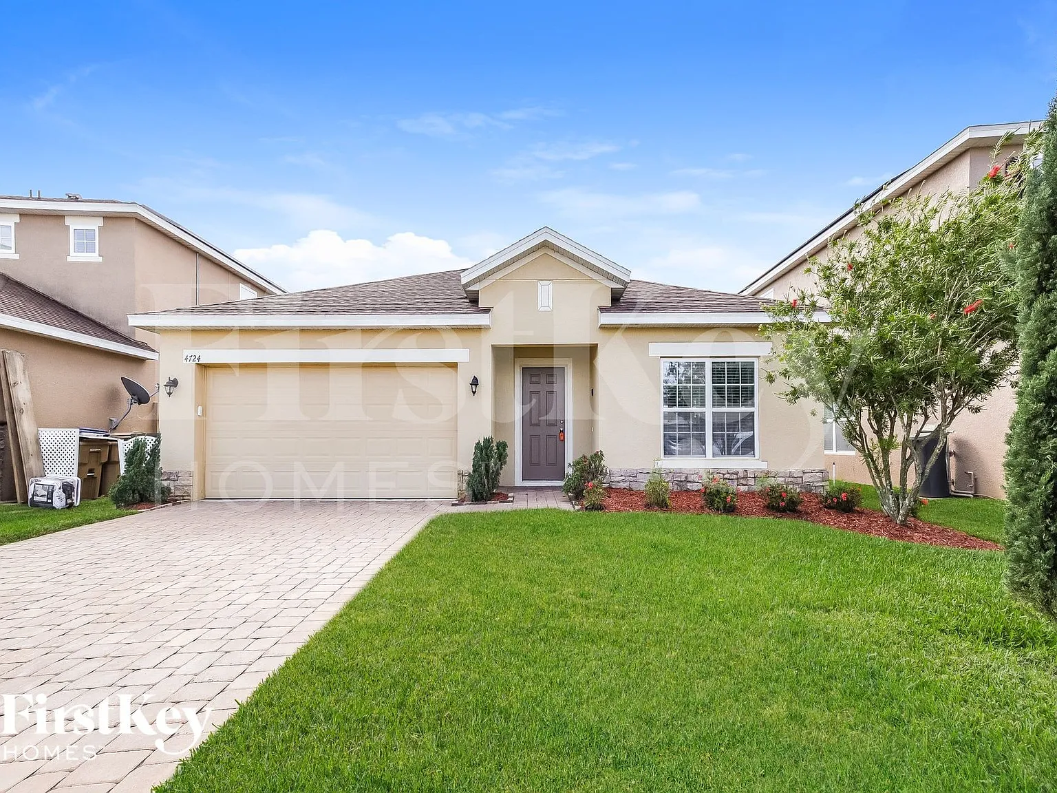 4 bed, 2.0 bath, 1972 sqft, $2,455 — Photo 1