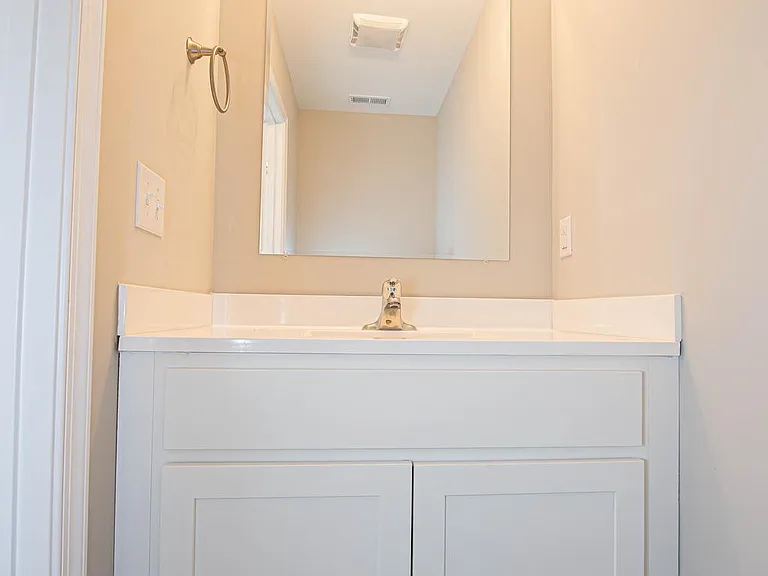 241 Morgans Ct — Photo 29