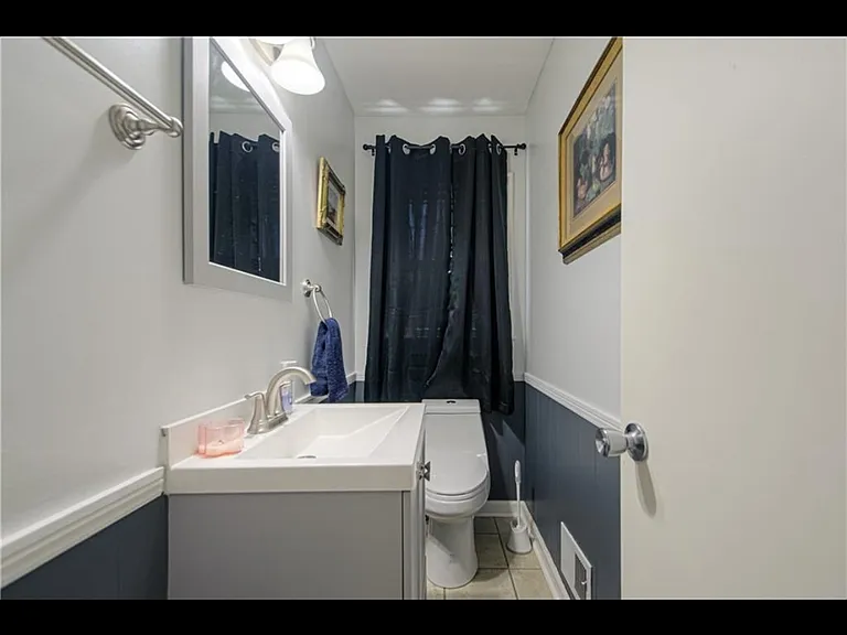 9617 Eby St — Photo 19