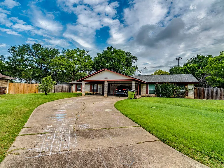 1306 Glenda Dr #A — Photo 23