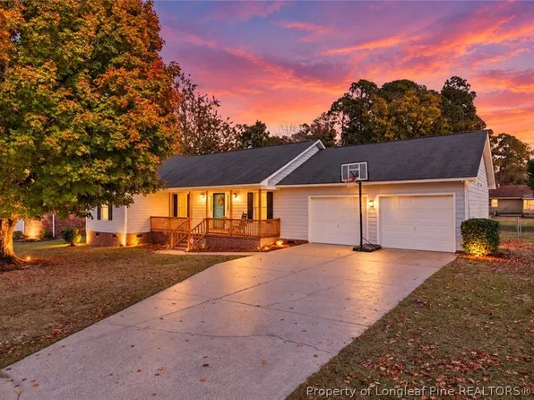 3541 Sturbridge Dr, Hope Mills, NC 28348