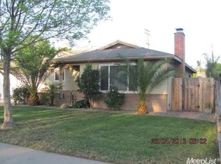 2400 Dana Ln, Modesto, CA 95350