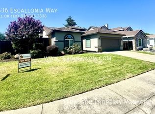 6636 Escallonia Way, Rocklin, CA 95765