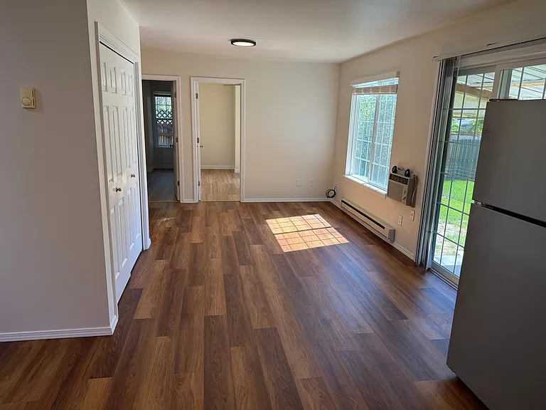 203 S Owyhee St #203 — Photo 5