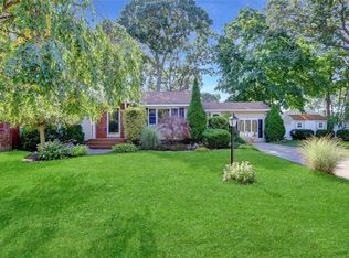 28 Williams St, Centereach, NY 11720