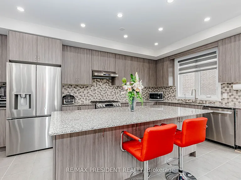 405 Newman Dr — Photo 18