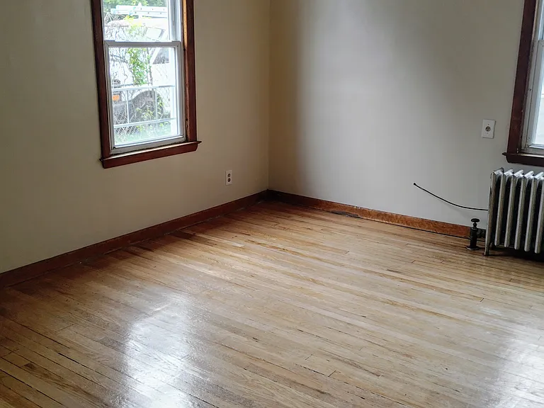 65 Ridgewood St #1 — Photo 8
