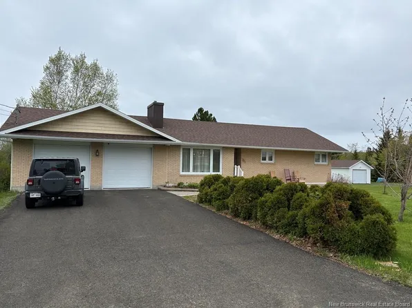 701 Chaleur St, Charlo, NB E8E 2C9