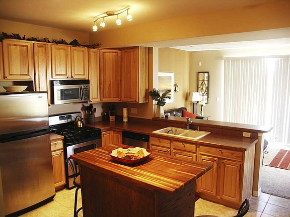 2nd image of 2283 Flagstone Ln