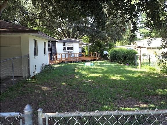 3rd image of 12117 Helena Ct