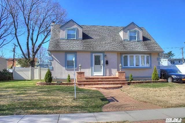 1st image of 837 Elda Ln