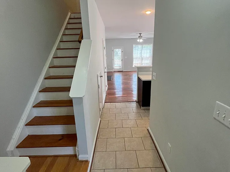 2036 Turtle Point Dr — Photo 6