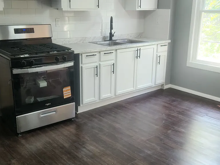 16 Paulding St #2 — Photo 3
