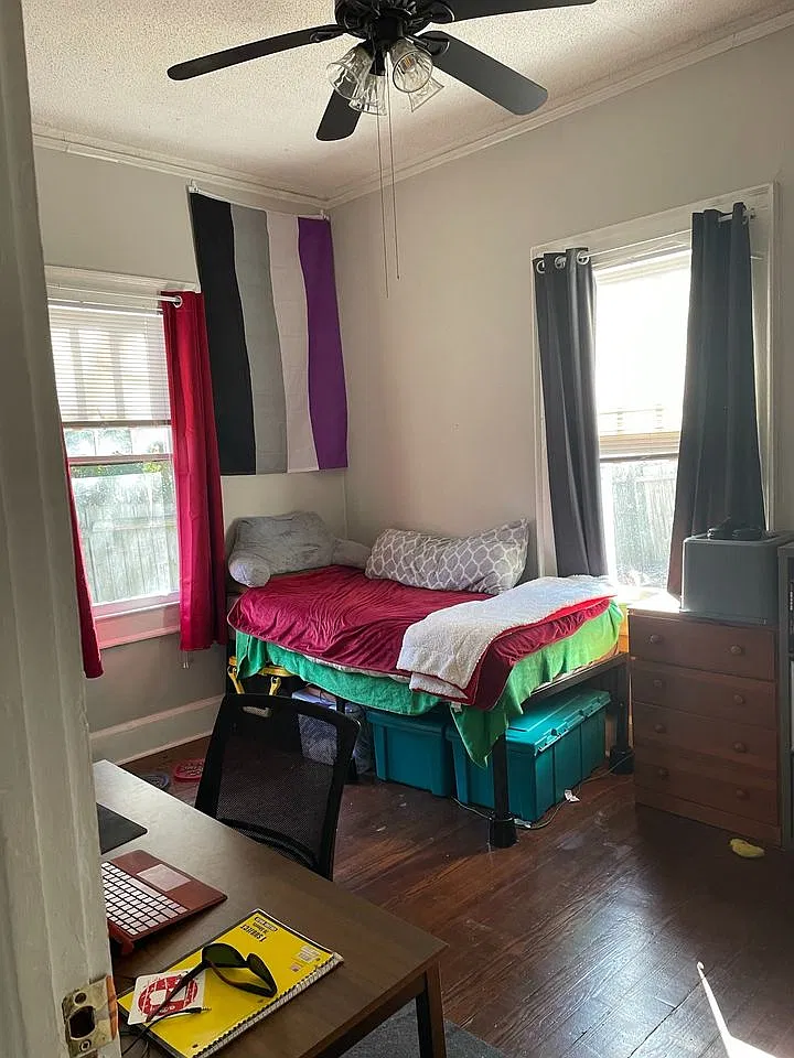 4 bed, 1400 sqft, $3,200 — Photo 3