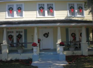 27 N Mary St, Eustis, FL 32726