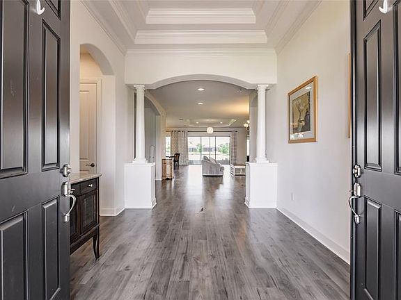4th image of 5472 Bartolomeo St
