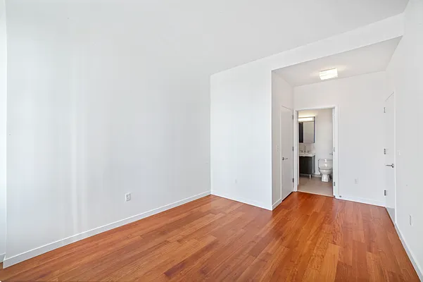 Rented by Oxford Property Group | media 19