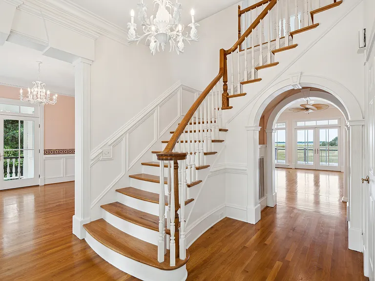 835 Bridge Point Cir — Photo 9
