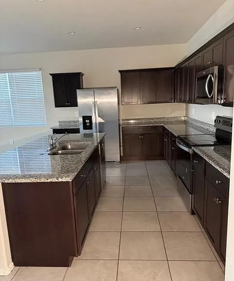9816 E Hay Loft Dr — Photo 4